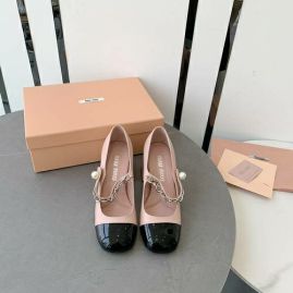 Picture of Miu Miu Shoes Women _SKUfw131578439fw